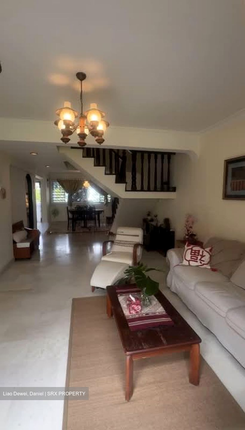 Blk 124 Tampines Street 11 (Tampines), HDB Executive #588237761